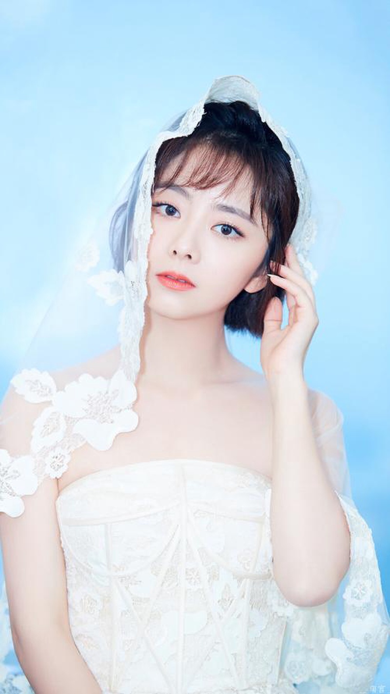 绝了!谭松韵新剧《侯门有喜》悄悄开机 这脸是真实存在的吗